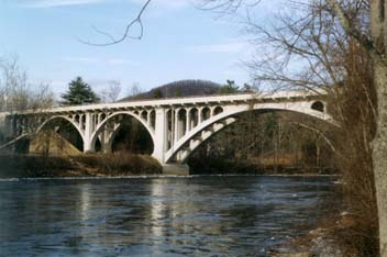 Typical open-spandrel concrete-arch bridge